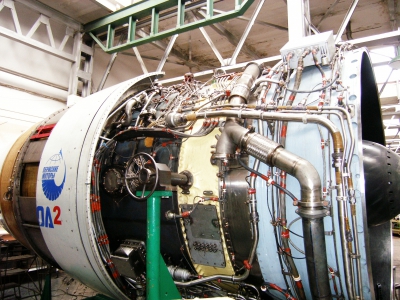 Двигатель ПС-90А2 накануне 150-часовых стендовых испытаний. ОАО «Авиадвигатель»